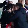 Louis Ducruet et sa compagne Marie s'embrassent lors de la victoire de l'AS Monaco contre le Borussia Dortmund (3-1) au stade Louis-II de Monaco le 19 avril 2017, synonyme de qualification pour les demi-finales de la Ligue des Champions. © Olivier Huitel/Pool/Bestimage