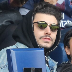 Kev Adams - Match de football entre le Psg et Montpellier au Parc des Princes à Paris le 22 avril 2017. © Cyril Moreau/Bestimage
