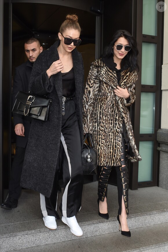 Gigi Hadid et sa soeur Bella à Milan pendant la semaine de la mode, la fashion week le 22 février 2017.