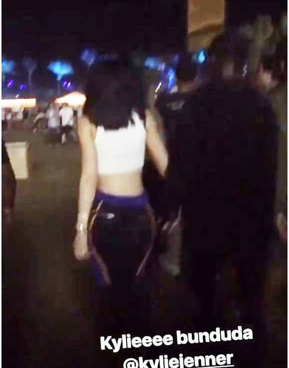 Kylie Jenner et Travis Scott main dans la main au Coachella Festival le 21 avril 2017
