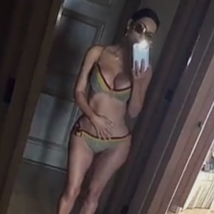 Kim Kardashian sur Snapchat lors de ses vacances au Mexique le 24 avril 2017
