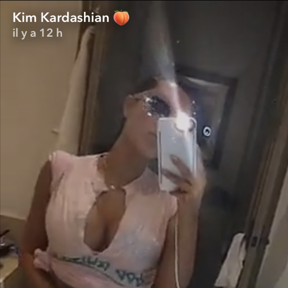 Kim Kardashian sur Snapchat lors de ses vacances au Mexique le 24 avril 2017