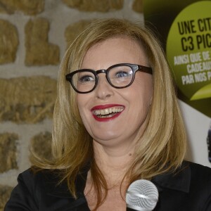 Valérie Trierweiler - Soirée de clôture de la campagne " Don'actions 2016 " au Secours Populaire Français Paris, le 18 Mars 2016 © Guirec Coadic / Bestimage