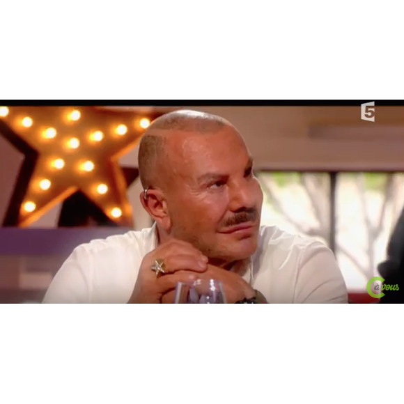 Thierry Mugler dans C à vous sur France 5, le 28 avril 2017.