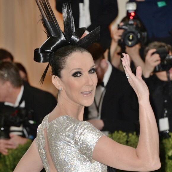Céline Dion sur le tapis rouge du MET 2017 Costume Institute Gala sur le thème de "Rei Kawakubo/Comme des Garçons: Art Of The In-Between" à New York, le 1er mai 2017. 