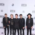 One Direction, Liam Payne, Niall Horan, Louis Tomlinson, Zayn Malik, Harry Styles à la Soirée "American Music Award" à Los Angeles le 23 novembre 2014.