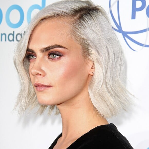 Cara Delevingne à la soirée caritative Unite4 Humanity à l'hôtel The Beverly Wilshire à Beverly Hills, le 7 avril 2017.