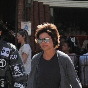 Lisa Rinna et ses filles Amelia Gray et Delilah Belle à Beverly Hills, le 2 mai 2017.