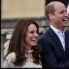 Le prince William, duc de Cambridge et Catherine (Kate) Middleton, duchesse de Cambridge accueillent les enfants de ceux qui sont morts au service des Forces armées lors d'une une fête à Buckingham à Londres le 13 mai 2017.