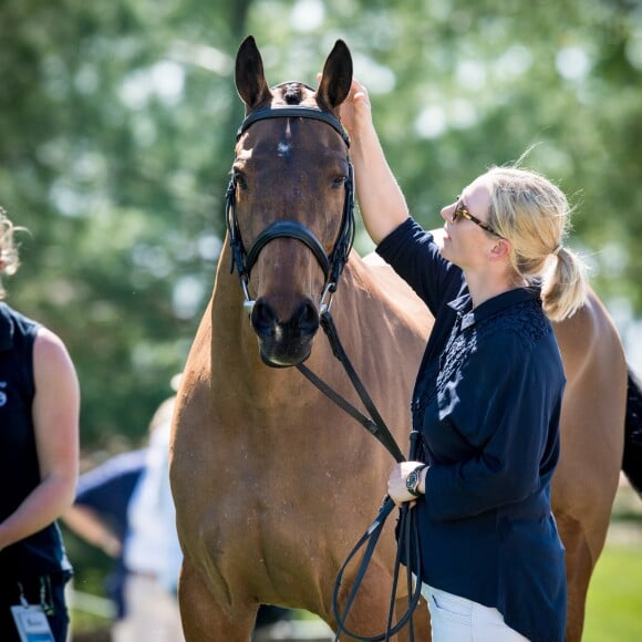Zara Tindall-Phillips avec High Kingdom lors d'un événement équestre sponsorisé par Rolex à Lexington dans le Kentucky, aux Etats-Unis, le 26 avril 2017.