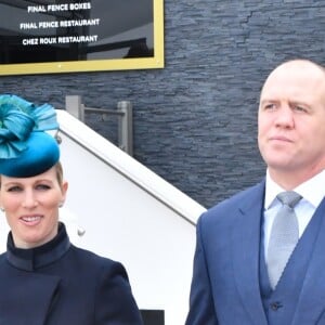 Zara Phillips et Mike Tindall au Festival de Cheltenham le 14 mars 2017.