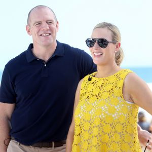 Zara Phillips et son mari Mike Tindall assistant à la course "Magic Millions" en présence de leur fille Mia sur la plage de Gold Coast dans le Queensland en Australie le 10 janvier 2017. Deux semaines plus tôt, on apprenait la fausse couche de la fille de la princesse Anne, qui attendait un deuxième enfant.