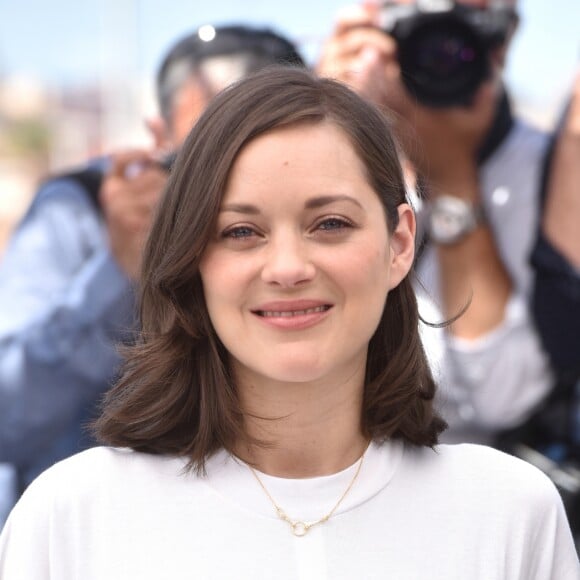 Marion Cotillard au photocall du film "Les Fantômes d'Ismaël" lors du 70e Festival International du Film de Cannes, le 17 mai 2017. © Giancarlo Gorassini/Bestimage
