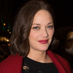 Marion Cotillard enceinte arrive à l'avant-première du film "Rock'n Roll" au Pathé Beaugrenelle à Paris le 13 février 2017.