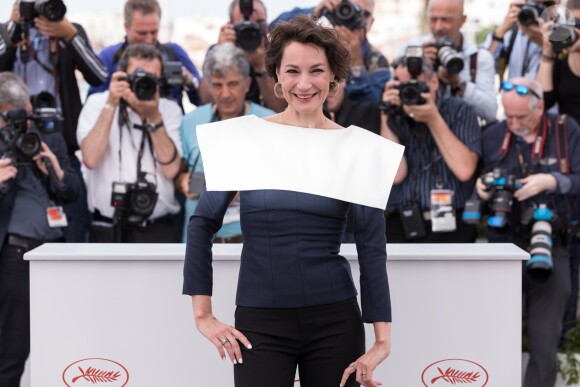 Jeanne Balibar au photocall de "Barbara" lors du 70ème Festival International du Film de Cannes, le 18 mai 2017. © Borde-Jacovides-Moreau/Bestimage