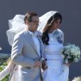 Jean-Luc Delarue et Anissa Khelifi, le jour de leur mariage, à Sauzon (mai 2012). Photo exclusive.