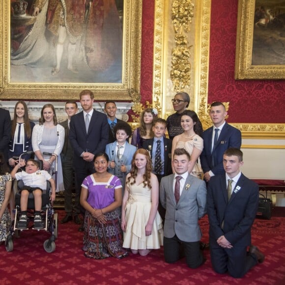 Le prince William, duc de Cambridge et le prince Harry lors de la remise des prix du "The Diana award" à Londres le 18 mai 2017