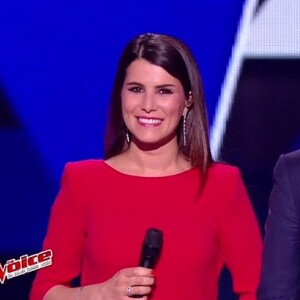 Karine Ferri et Nikos Aliagas font leur retour pour le premier live de The Voice 6 sur TF1, le 20 mai 2017.