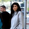 Exclusif - Kylie Jenner porte une bague de fiançailles XXL à l'annulaire gauche! Kylie et son petit ami Tyga sont allés hier dans une bijouterie ensemble, les tourtereaux se serait-ils secrètement fiancés? Le 1er janvier 2017.