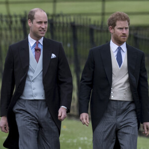 Le prince Harry a assisté le 20 mai 2017 au mariage de Pippa Middleton et James Matthews à l'église St Mark d'Englefield sans sa compagne Meghan Markle, qui attendait à Englefield House non loin de là et a ensuite pris part avec lui à la fête chez les Middleton, à Bucklebury.