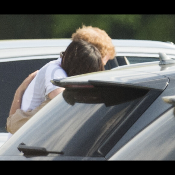 Meghan Markle et le prince Harry lors de l'Audi Polo Challenge à Ascot le 7 mai 2017.