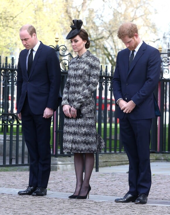Le prince William, duc de Cambridge, et Kate Catherine Middleton, duchesse de Cambridge, le prince Harry - Hommage aux victimes de l'attentat de Londres à l'abbaye de Westminster à Londres. Le 5 avril 2017