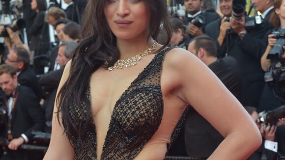 Camelia Jordana, très sexy à Cannes : La chanteuse fait le spectacle !