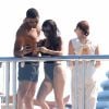 Kourtney Kardashian et son chéri Younes Bendjima sur un yacht au large d'Antibes, le 24 mai 2017