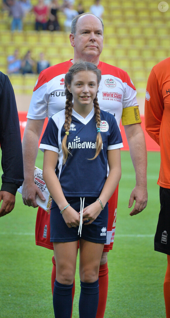 Le prince Albert de Monaco - Traditionnel match de football caritatif opposant l'A.S. Star Team for Children à l'Association Mondiale des Pilotes de F1, au stade Louis II, à Monaco, le 23 mai 2017. © Michael Alesi/Bestimage