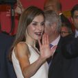 Le roi Felipe VI et la reine Letizia d'espagne reçoivent le président portugais Marcelo Rebelo de Sousa à l'occasion de l'inauguration du salon du livre à Madrid le 26 mai 2017
