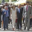Le roi Felipe VI et la reine Letizia d'espagne reçoivent le président portugais Marcelo Rebelo de Sousa à l'occasion de l'inauguration du salon du livre à Madrid le 26 mai 2017