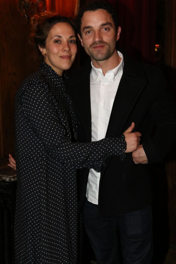 Alysson Paradis et son compagnon Guillaume Gouix lors du cocktail à l'occasion de la sortie du film de L Belvaux "Chez nous" au restaurant l'Escargot à Paris, le 20 février 2017.