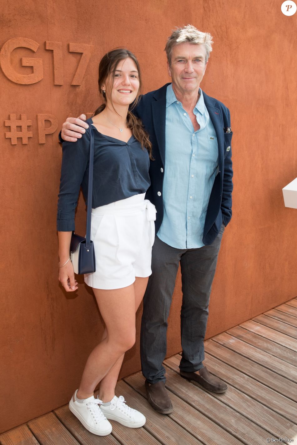 Philippe Caroit Et Sa Nouvelle Compagne Philippe Caroit et sa fille Blanche Caroit au village lors des  internationaux de France de Roland Garros à Paris, le 30 mai 2017. © -  Dominique Jacovides - Cyri - Purepeople