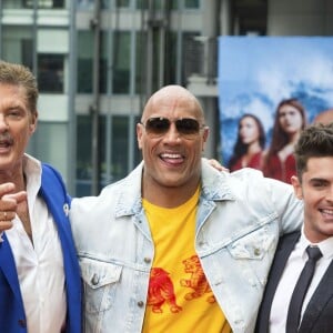 David Hasselhoff, Dwayne Johnson et Zac Efron - Photocall de 'Baywatch' au Sony Center à Berlin, le 30 mai 2017