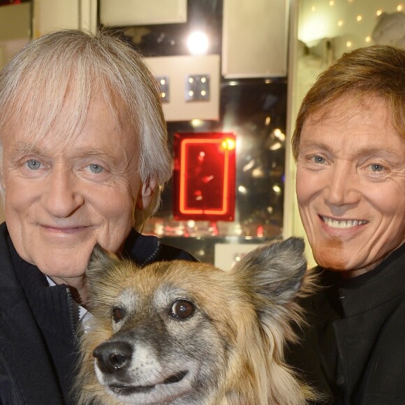 Dave et son compagnon Patrick Loiseau avec leur chienne lors de l'Enregistrement de l'émission "Vivement Dimanche" à Paris le 24 février 2016 et qui sera diffusée le 28 février. © Coadic Guirec/Bestimage