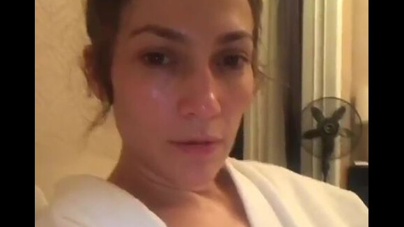 Jennifer Lopez sans maquillage : elle se dévoile au naturel avant un concert...