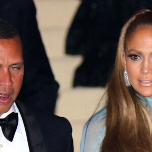 Alex Rodriguez et Jennifer Lopez au MET Gala à New York, le 1er mai 2017.