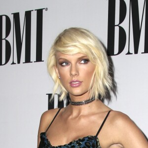 Taylor Swift lors des la 64 ème soirée annuelle des BMI Pop Awards au Beverly Wilshire Four Seasons Hotel à Los Angeles, le 10 mai 2016.