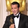 Jean Dujardin et son Oscars pour The Artist le 26 février 2012