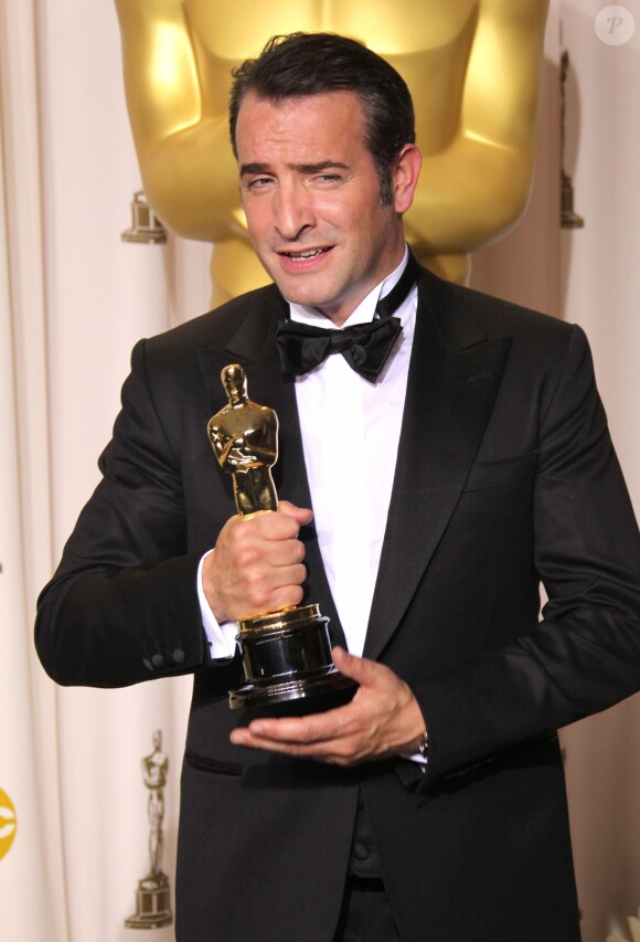 Jean Dujardin et son Oscars pour The Artist le 26 février 2012