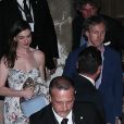 Anne Hathaway et son mari Adam Shulman lors de la fête à la veille du mariage de Jessica Chastain et son fiancé Gian Luca Passi de Preposulo à Venise le 9 juin 2017.