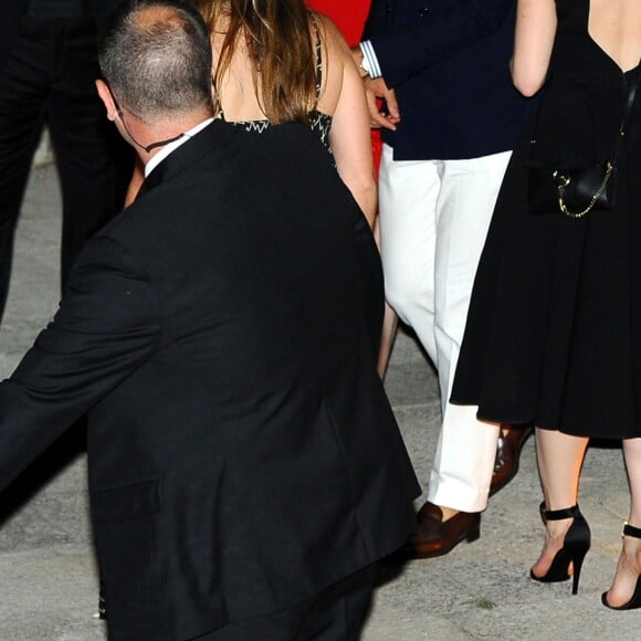 Jessica Chastain et son fiancé Gian Luca Passi de Preposulo lors de la fête à la veille de leur mariage à Venise, le 9 juin 2017.