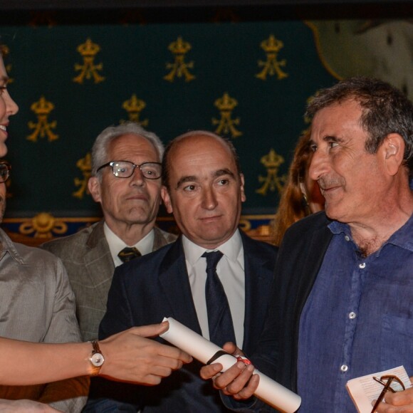 Michel Valensi, Charlotte Casiraghi, Jean-Sébastien Gérondeau (DG Montblanc France) - Cérémonie de clôture des "Rencontres Philosophiques de Monaco" au Musée Océanographique à Monaco, le 8 juin 2017. Christian Alminana/Montblanc via Bestimage 