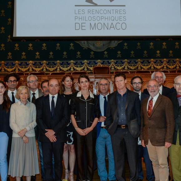 Elisabeth Quin, Joseph Cohen, Raphael Zagury Orly, Jean-Sébastien Gérondeau (DG Montblanc France), Charlotte Casiraghi, Robert Maggiori, Emanuele Coccia, Tobie Nathan et les participants - Cérémonie de clôture des "Rencontres Philosophiques de Monaco" au Musée Océanographique à Monaco, le 8 juin 2017. Christian Alminana/Montblanc via Bestimage 