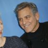 Tilda Swinton et George Clooney - Photocall de "Hail Caesar !" au 66e festival international du film de Berlin le 11 février 2016.