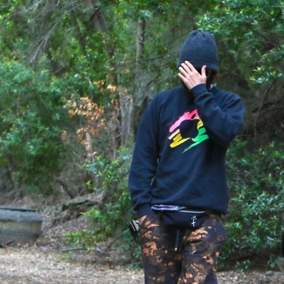 Exclusif - Jared Leto et sa supposée nouvelle petite amie, Valery Kaufman, en randonnée à Santa Barbara, le 23 mai 2017.
