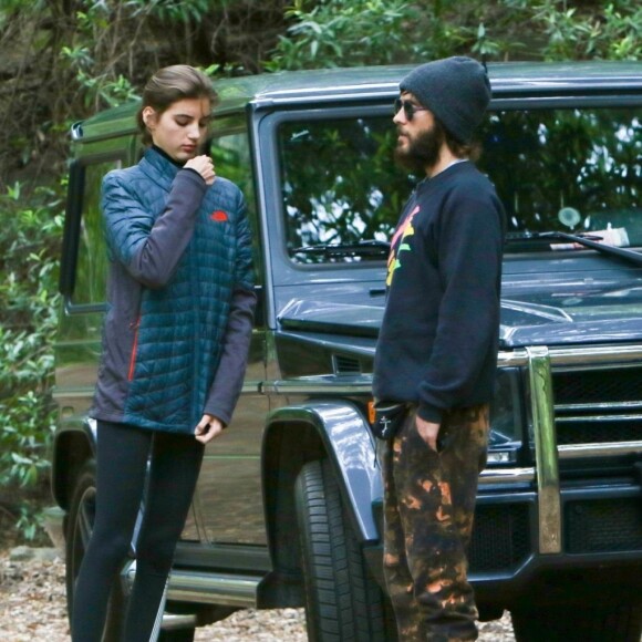 Exclusif - Jared Leto et sa supposée nouvelle petite amie, Valery Kaufman, en randonnée à Santa Barbara, le 23 mai 2017.