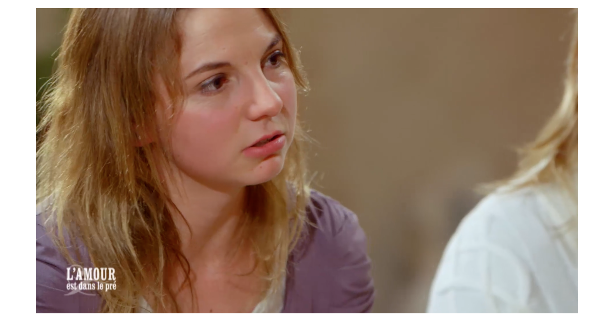 Nathalie Stephane L'amour Est Dans Le Pré Nathalie, 27 ans, dans L'amour est dans le pré 2017, sur M6, le 19 juin