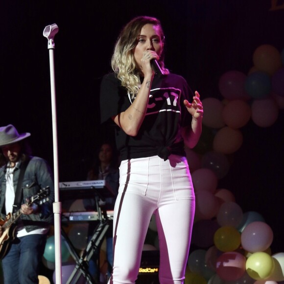 Miley Cyrus lors du BLI Summer Jam à Wantagh, le 16 juin 2017.
