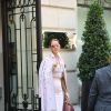 Céline Dion quitte l'hôtel Royal Monceau, à Paris le 20 juin 2017.